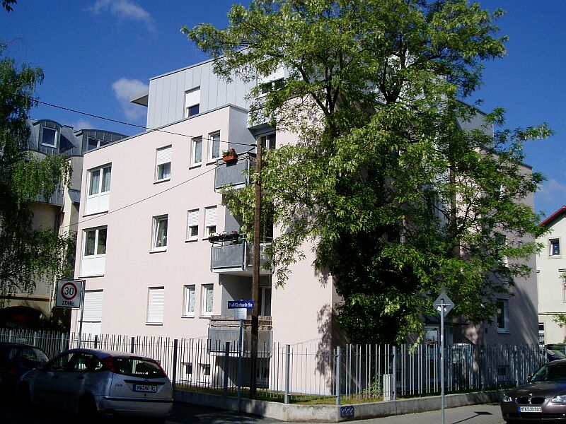 TG/53, Doppelparker in Striesen fast an der Uni-Klinik  	